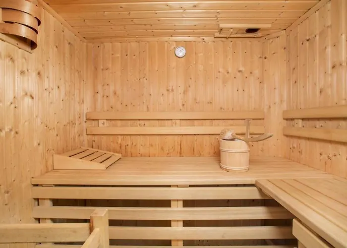 Schoeneben Hohe Tauern Blick * Wald im Pinzgau