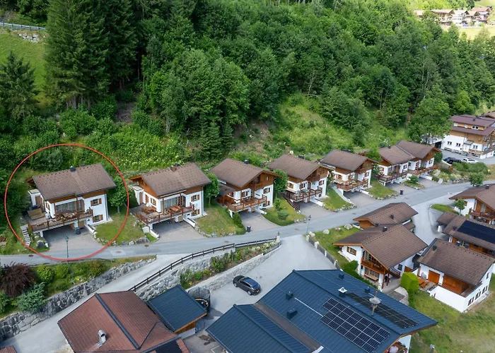 Schoeneben Hohe Tauern Blick Casa de Férias Wald im Pinzgau
